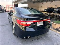 هيونداي أزيرا